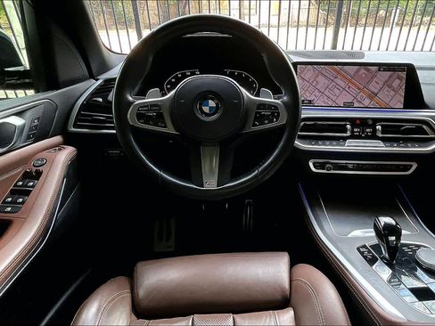Used 2022 BMW X5 sDrive40i w/ M Sport Package image 5