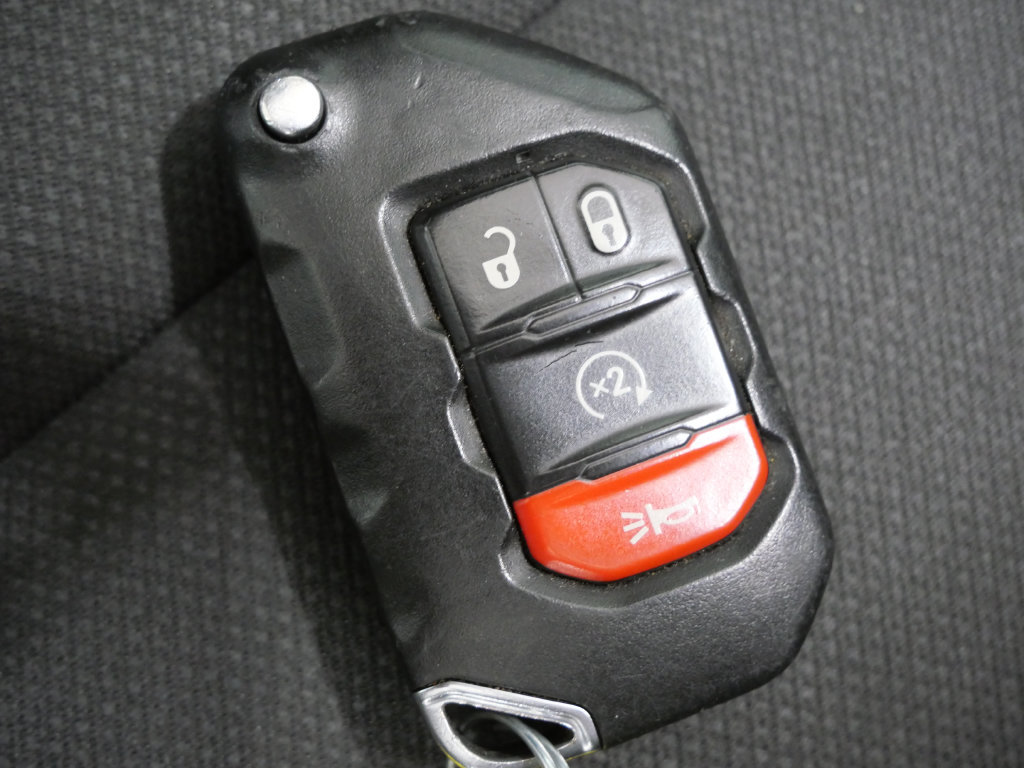 Used 2022 Jeep Wrangler Unlimited Sport AWD/4WD image 25