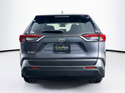 Used 2025 Toyota RAV4 LE image 7