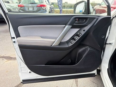 Used 2018 Subaru Forester 2.5i Premium image 10