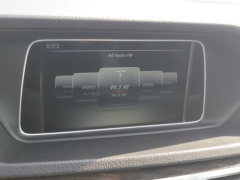 Used 2016 Mercedes-Benz E 350 Sedan image 19