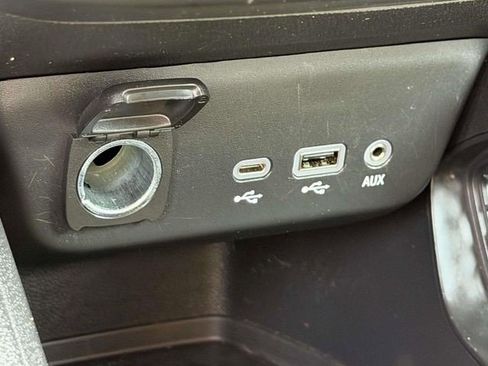 Certified 2023 Chevrolet TrailBlazer LT w/ Convenience Package FWD image 29