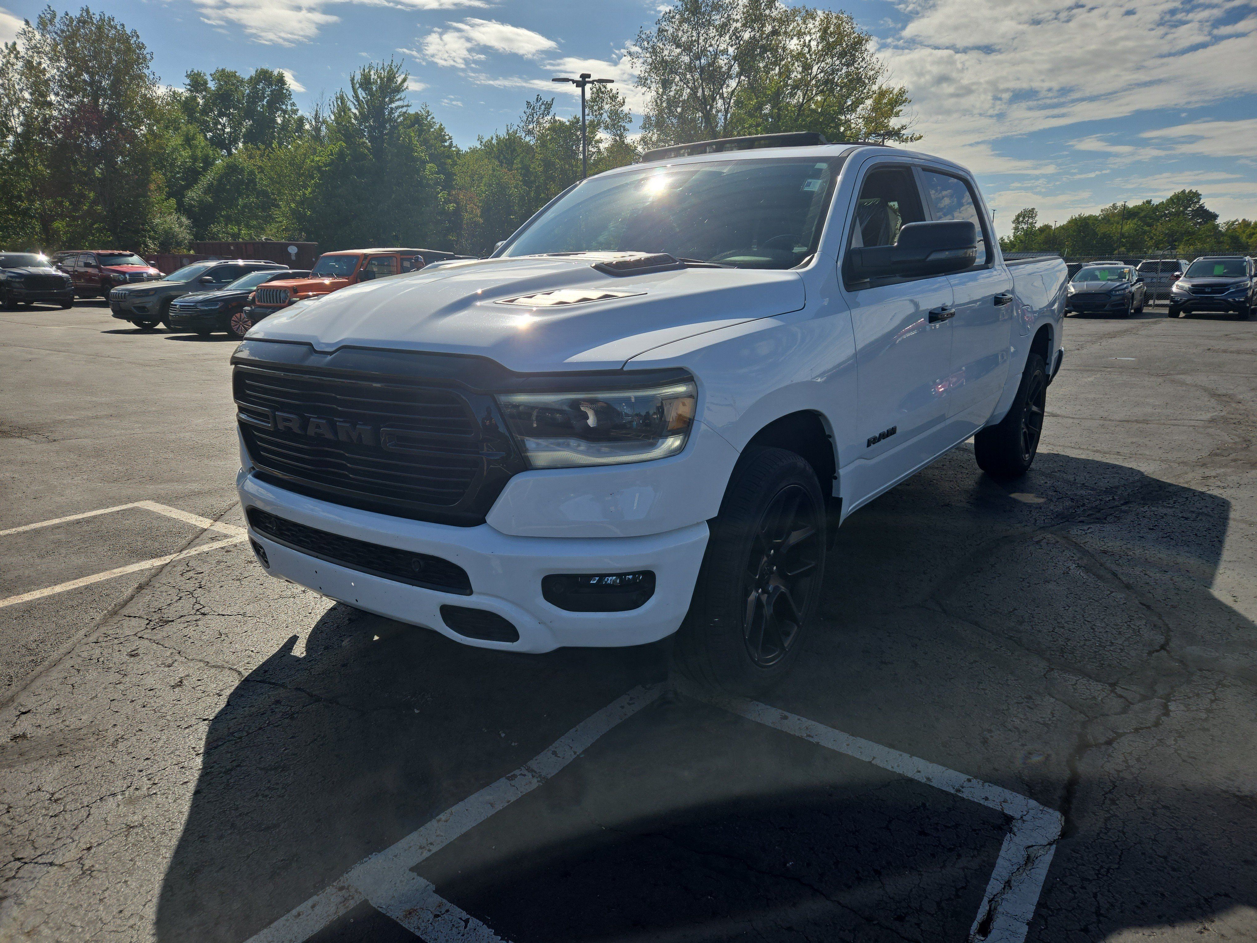 Used 2024 RAM 1500 Laramie AWD/4WD image 7