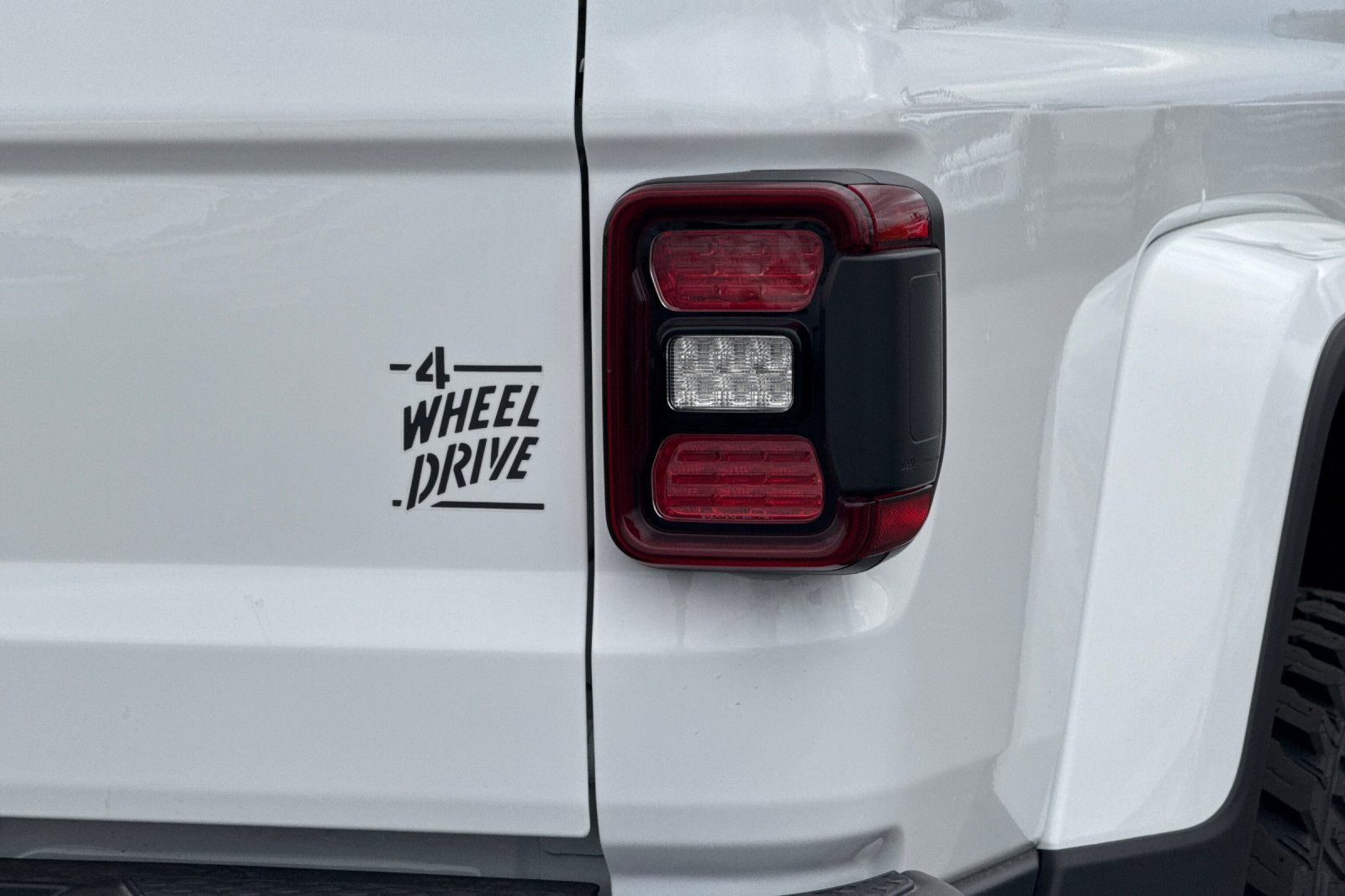 New 2026 Jeep Gladiator Sport AWD/4WD image 23