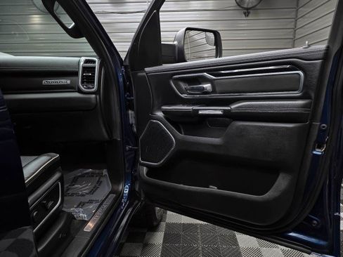 Used 2022 RAM 1500 Laramie w/ Sport Appearance Package AWD/4WD image 36