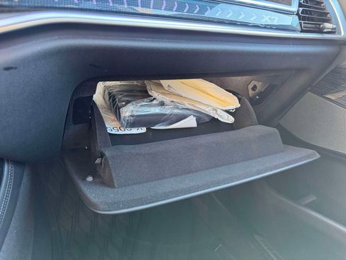 Certified 2026 BMW X7 xDrive40i w/ Executive Package image 19