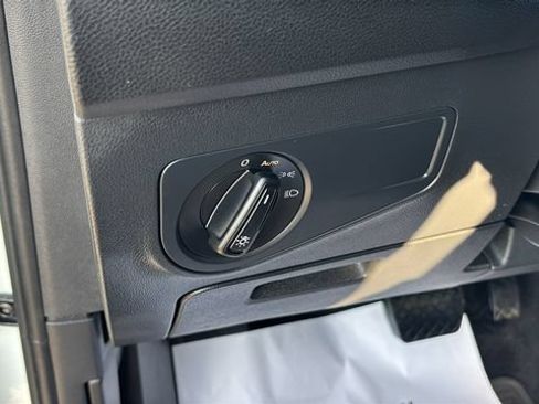 Used 2024 Volkswagen Tiguan S AWD/4WD image 10
