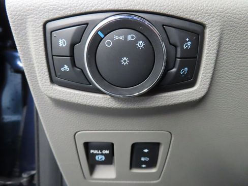 Used 2017 Ford F150 XLT w/ Equipment Group 302A Luxury image 50