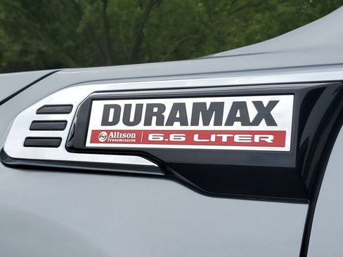 New 2026 GMC Sierra 2500 SLE w/ SLE Value Package; AWD/4WD image 7