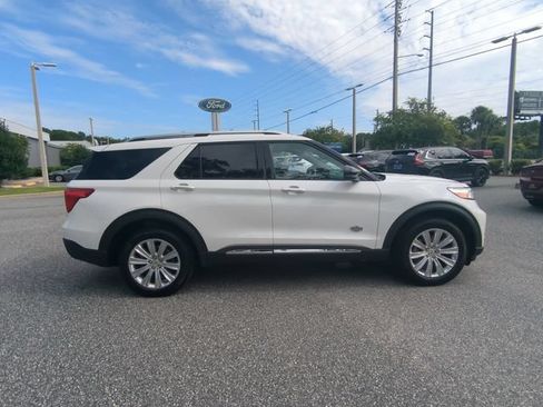 Certified 2024 Ford Explorer King Ranch w/ Technology Package AWD/4WD image 4