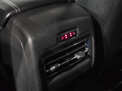 New 2025 Lincoln Corsair Reserve w/ Equipment Group 202A image 33