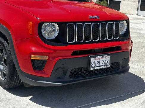 Used 2020 Jeep Renegade Sport FWD image 9