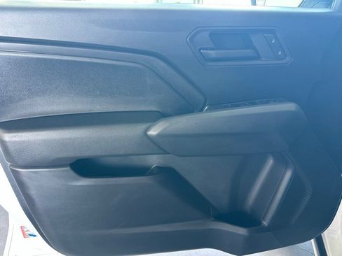 Used 2025 Chevrolet Colorado Trail Boss AWD/4WD image 18