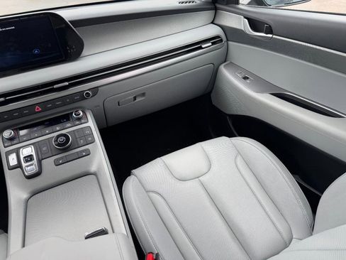 Used 2025 Hyundai Palisade SEL FWD image 18