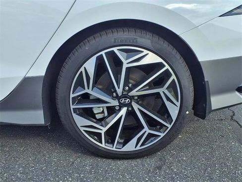 New 2025 Hyundai Ioniq 6 SEL image 7