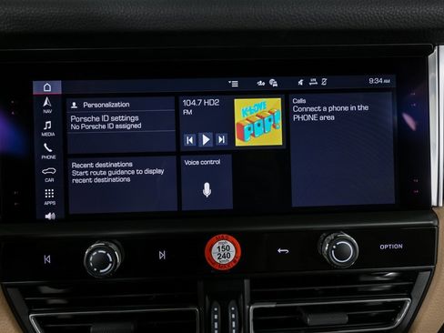 New 2025 Porsche Macan image 14