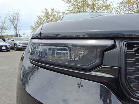 Used 2024 Jeep Grand Cherokee L Laredo image 9