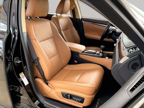 Used 2015 Lexus GS 350 w/ Premium Package RWD image 9