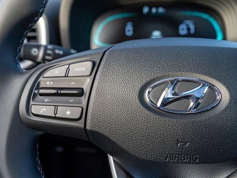 New 2026 Hyundai Venue SEL image 24