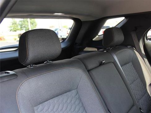 Used 2021 Chevrolet Equinox LT image 32