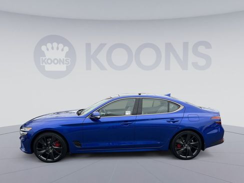 Used 2023 Genesis G70 3.3T w/ Sport Prestige Package image 2