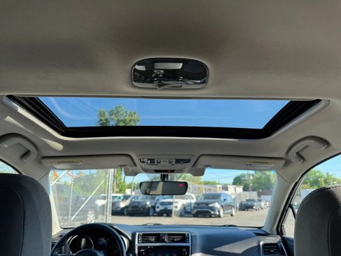 Used 2019 Subaru Outback 2.5i Premium AWD/4WD image 25