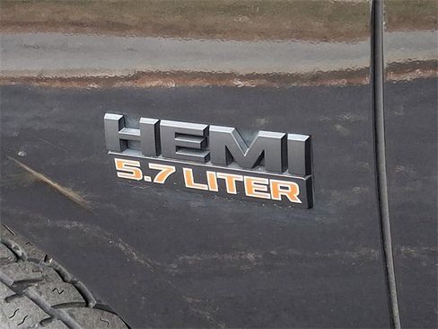 Used 2018 RAM 1500 Big Horn image 30