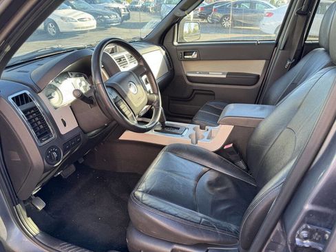 Used 2010 Mercury Mariner 4WD image 8