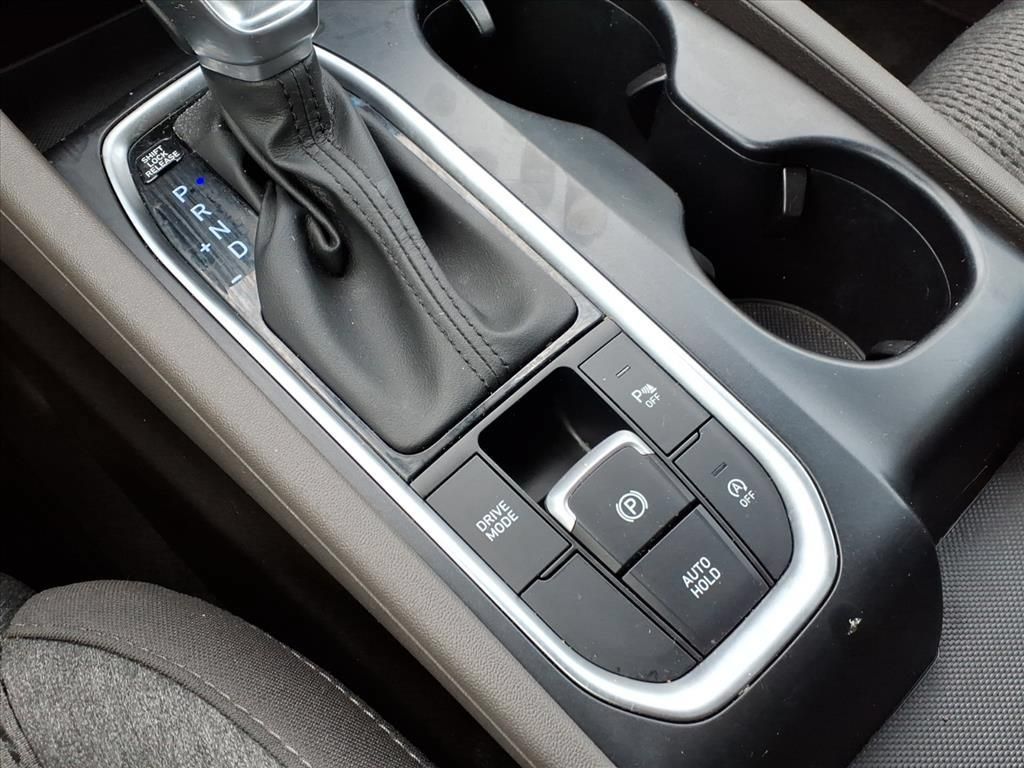 Used 2019 Hyundai Santa Fe SEL FWD image 26