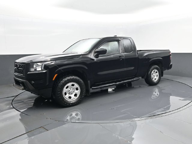 Used 2022 Nissan Frontier S AWD/4WD image 2