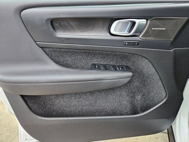 Certified 2023 Volvo C40 P8 Recharge Ultimate AWD/4WD image 20