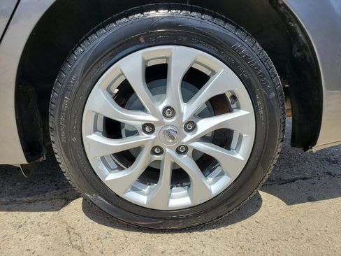 Used 2019 Nissan Sentra SV FWD image 58