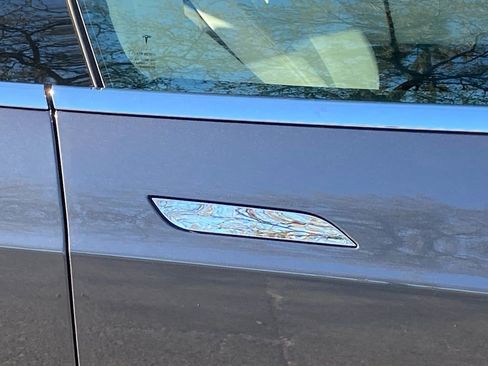 Used 2020 Tesla Model S Long Range Plus image 12