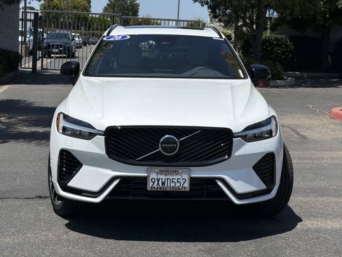 Used 2026 Volvo XC60 T8 Plus w/ Climate Package AWD/4WD image 2