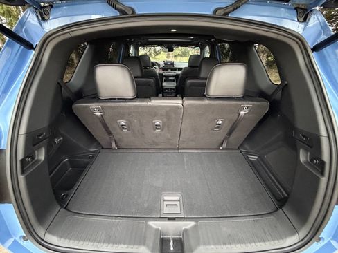 Used 2025 Honda Pilot TrailSport image 28