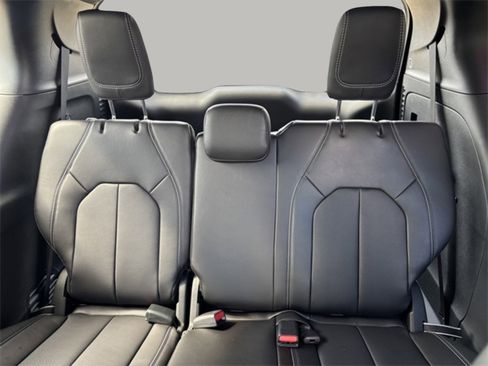 New 2026 Chrysler Pacifica Select image 22