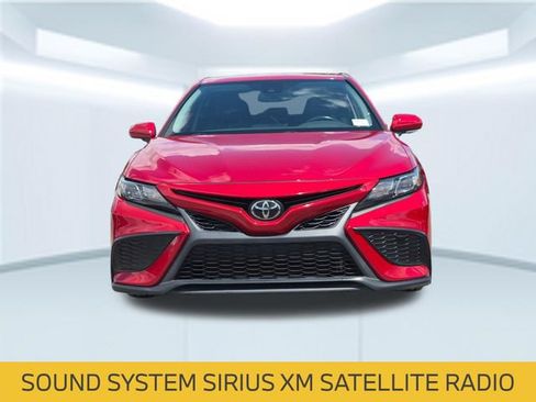 Used 2024 Toyota Camry SE w/ Convenience Package FWD image 10