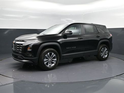 New 2026 Chevrolet Equinox LT w/ Convenience Package II image 3