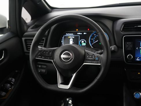 Used 2024 Nissan Leaf SV Plus image 14