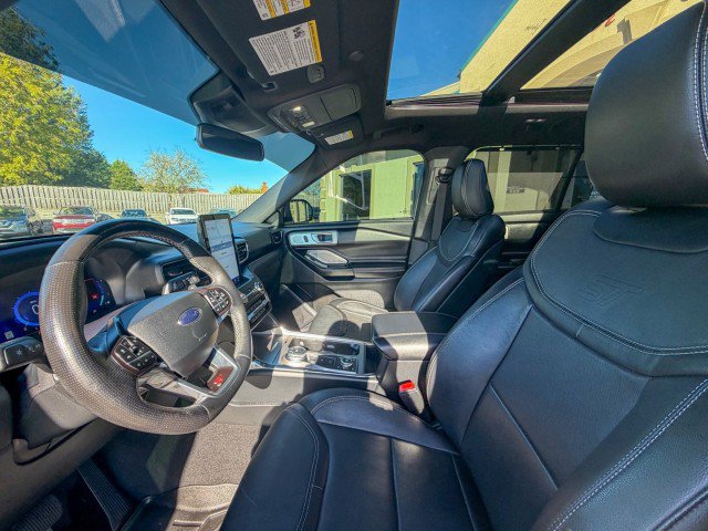 Used 2020 Ford Explorer ST w/ ST Street Pack AWD/4WD image 5