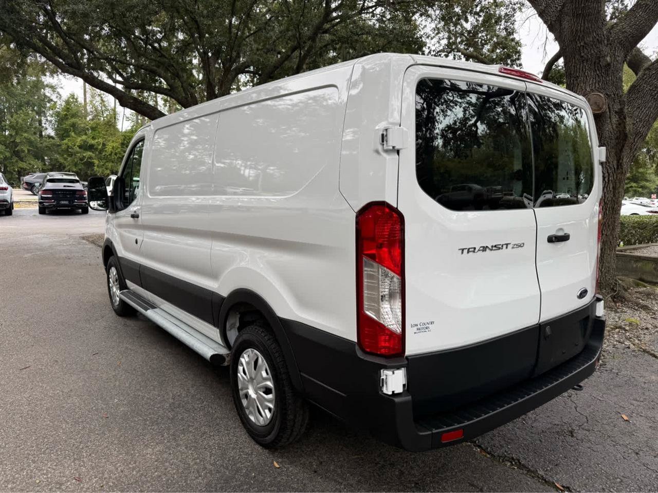 Used 2025 Ford Transit 250 Low Roof w/ Exterior Upgrade Package RWD image 3