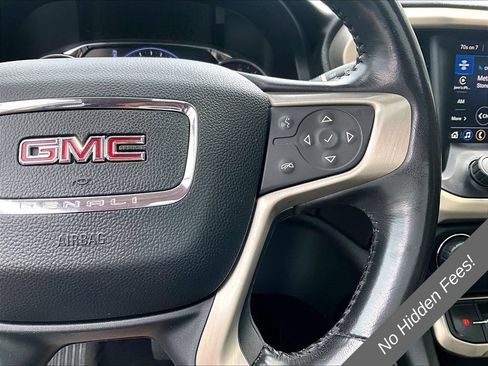 Used 2022 GMC Acadia Denali w/ Denali Technology Package AWD/4WD image 17