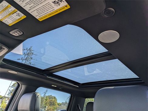 Certified 2023 Ford F150 Raptor image 18