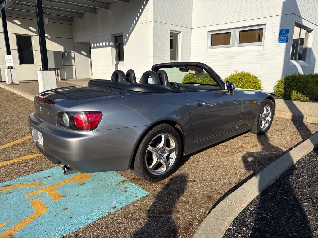 Used 2001 Honda S2000 image 3