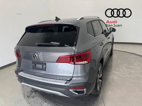 Used 2022 Volkswagen Taos SE w/ Panoramic Sunroof Package FWD image 38