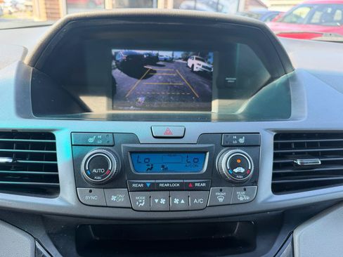 Used 2012 Honda Odyssey EX-L image 17
