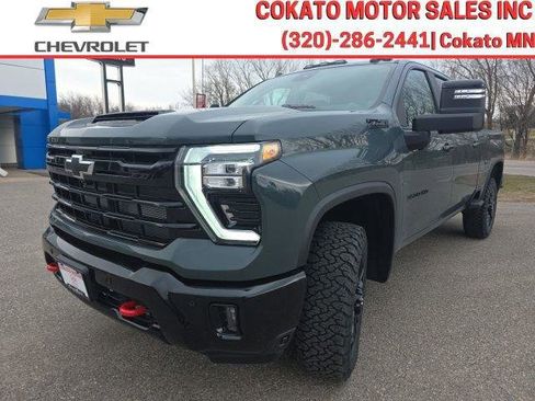 Used 2026 Chevrolet Silverado 3500 LT w/ Trail Boss Package AWD/4WD image 3