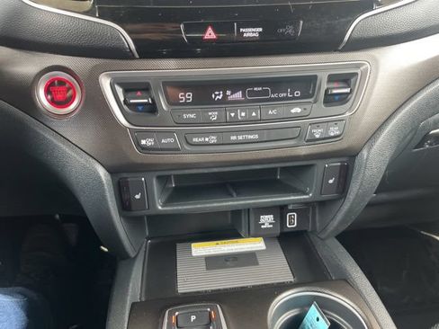 Used 2023 Honda Passport TrailSport image 30