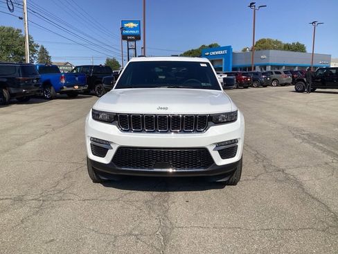 New 2025 Jeep Grand Cherokee Limited image 2