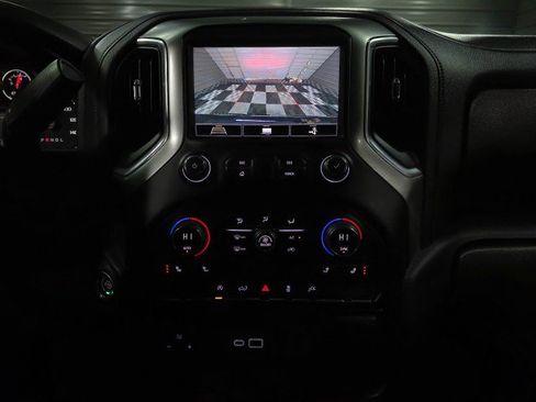 Used 2020 Chevrolet Silverado 1500 LT w/ All-Star Edition image 29